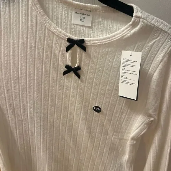 Abercrombie Girls long-sleeve pointelle bow tee - Picture 4 of 6